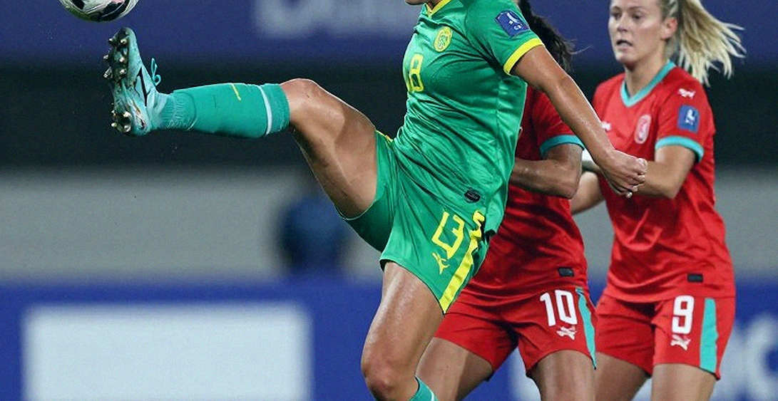Trọng tài rời sân xem lại: ai tuyên bố VAR của V.League đã rõ ràng?