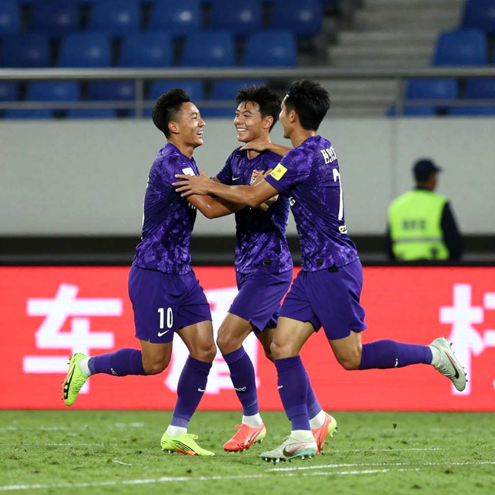 Manchester United thu hồi 685 vé mùa: cuộc chiến chống phe vé đánh trượt tầng nào? Manchester United thu hồi 685 vé mùa: cuộc chiến chống phe vé đánh trượt tầng nào?