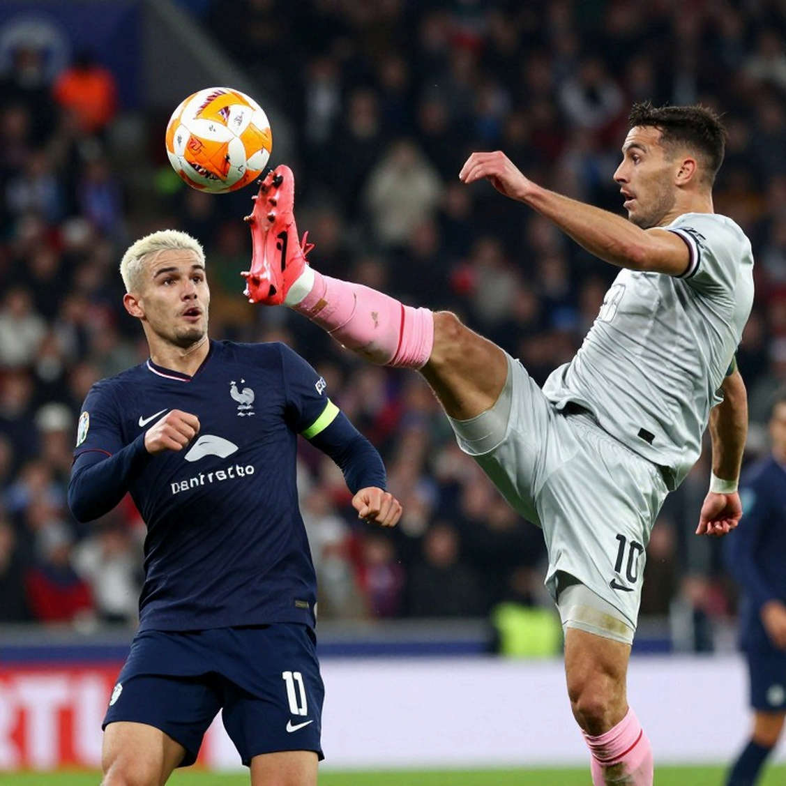 Kayserispor win away but the 56th-minute VAR red card leaves the tactical picture incomplete