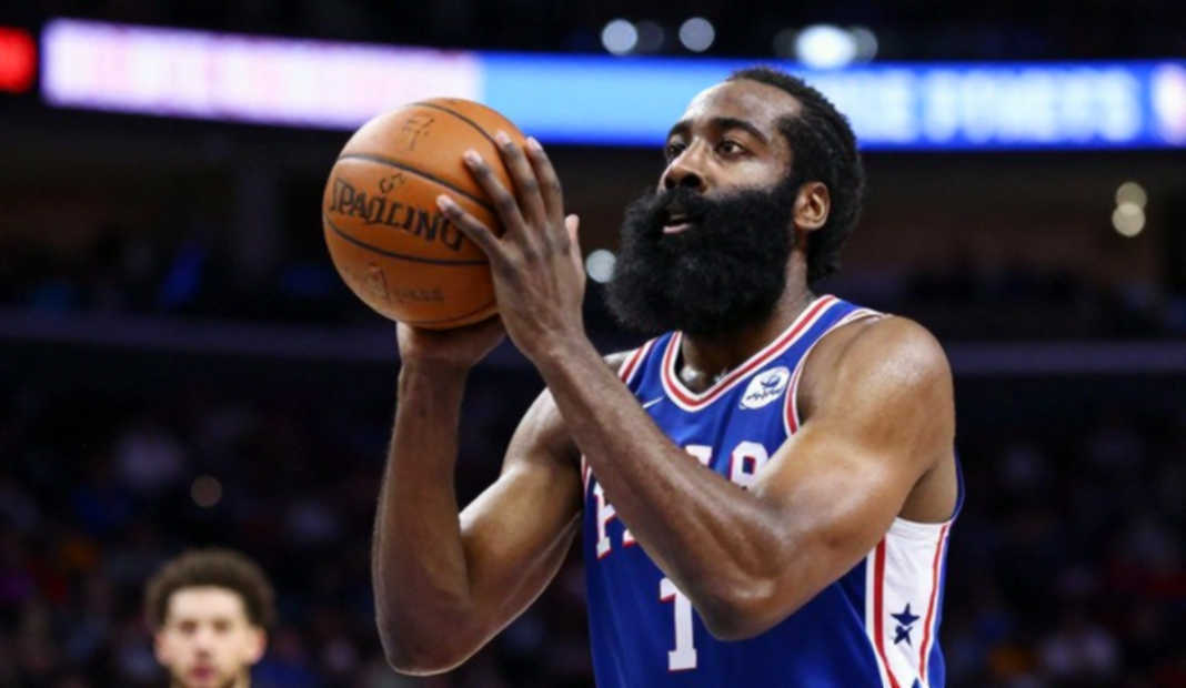 Knicks Replace Their Replay 'Challenge Guy': Ed Flynn and the Invisible Labor Market Behind the Bench Knicks Replace Their Replay 'Challenge Guy': Ed Flynn and the Invisible Labor Market Behind the Bench