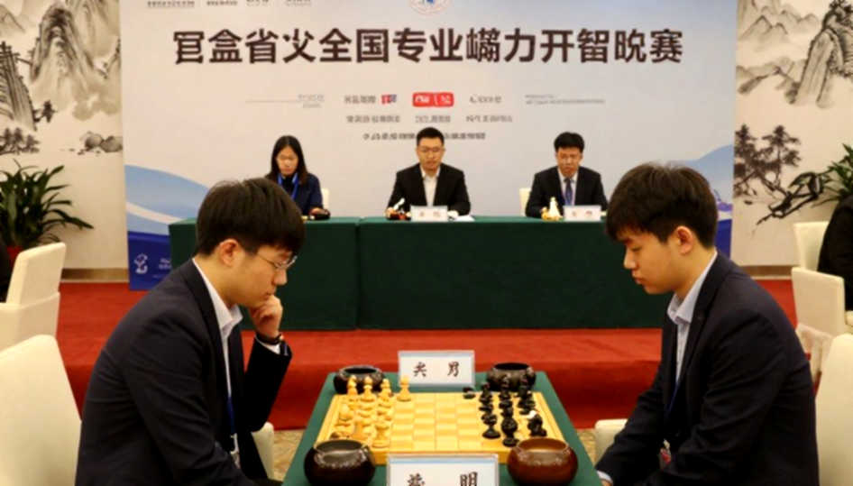 Khai cuộc Scotch: Khi Kasparov hồi sinh một vũ khí bị lãng quên
