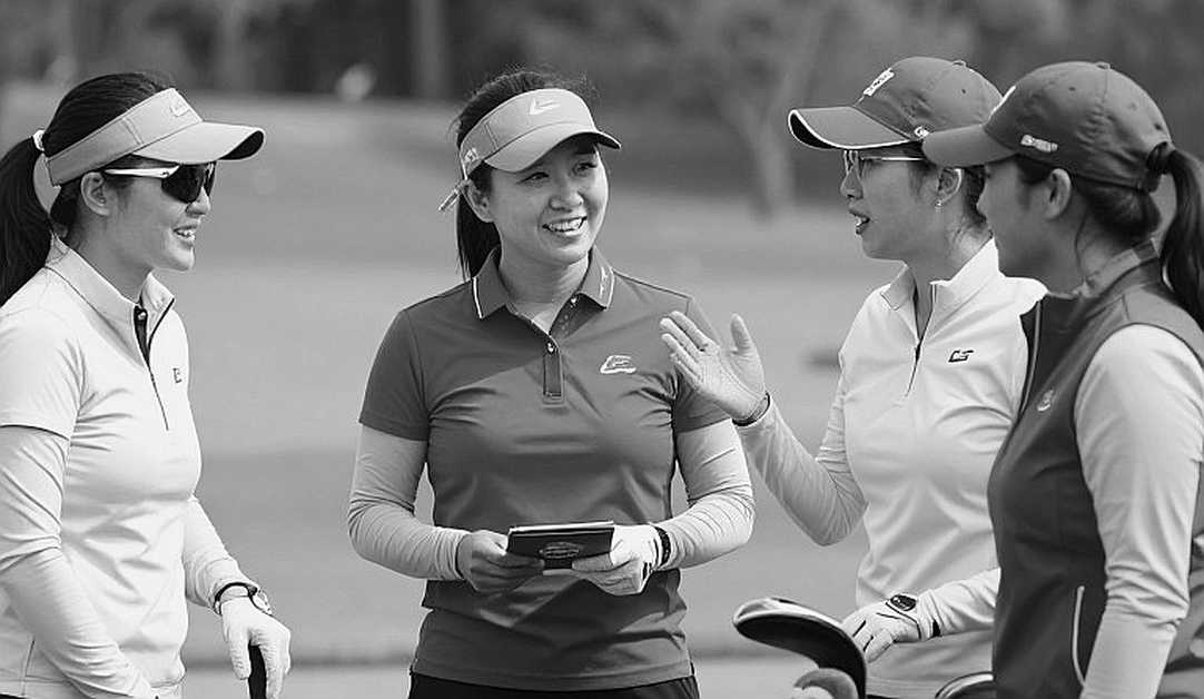 Scottie Scheffler bùng nổ mùa giải 2026: Cú putt mallet putter và huấn luyện giúp anh dẫn đầu SG Approach, tranh Player of the Year Scottie Scheffler bùng nổ mùa giải 2026: Cú putt mallet putter và huấn luyện giúp anh dẫn đầu SG Approach, tranh Player of the Year