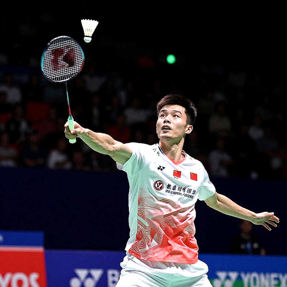Alwi Farhan Tập Cùng Kento Momota Ở Tokyo: Bài Học Nằm Ở Pha Cầu Dài