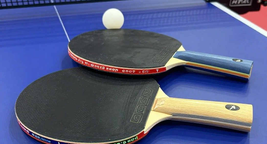 SBCL Premier Division: Một thương hiệu thiết bị, một trụ neo nhập khẩu và lỗ hổng cấu trúc của bóng bàn Anh