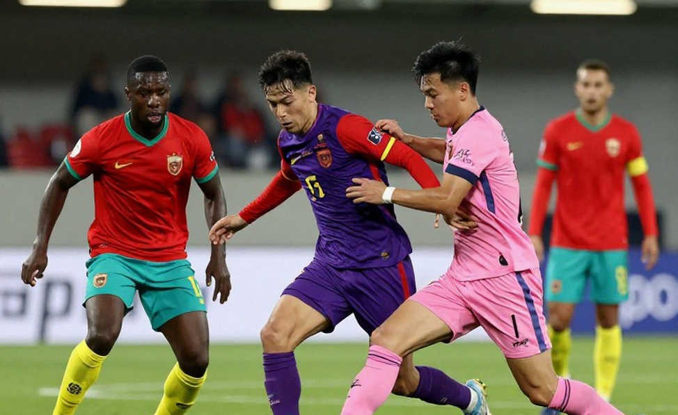 V.League 2026-25: Bài học từ không gian — đội bóng Việt đang đi tìm chiến thắng bằng sai số kiểm soát V.League 2026-25: Bài học từ không gian — đội bóng Việt đang đi tìm chiến thắng bằng sai số kiểm soát