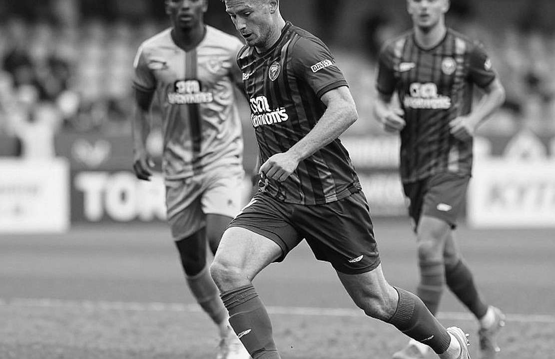 Mourinho trở lại Roma: Nỗi đau chưa khép và những tấm ảnh Ancelotti trong hành lang