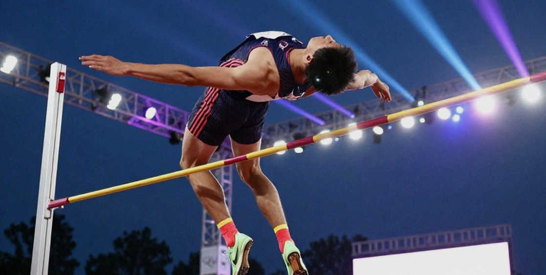 Hóa đơn ẩn sau đường chạy ekiden Nhật Bản